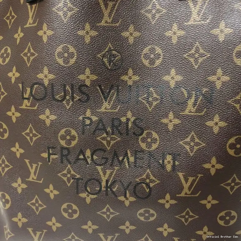 Official Brother Sam LV 19B570407 Bags 0513
